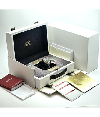 Omega Speedmaster Moonwatch Professional Chrono Apollo 11 50 Anniversary 42 2019 B+P | steel