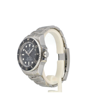 Rolex Sea-Dweller Deepsea  44 NEW ROLEX SERVICE - 2018 B+P | steel black