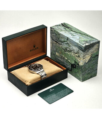 Rolex Submariner Date 40 steel black 85-serial 1984 + box