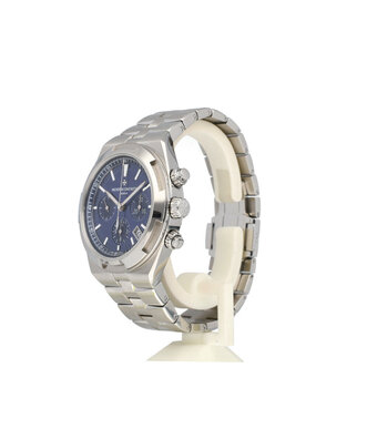 Vacheron Constantin Overseas Chronograph 43 2023 box + papers | steel blue chronograph