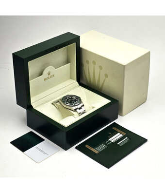 Rolex Submariner Date 40 Hulk 2010 B+P | NEW ROLEX SERVICE | green ceramic Oyster