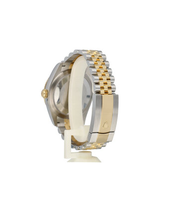 Rolex Sky-Dweller  42 - 2025 box + papers | steel - yellow gold champagne Jubilee