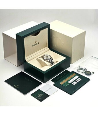 Rolex Datejust 36 NEW ROLEX SERVICE - 2018 B+P | steel silver domed Jubilee