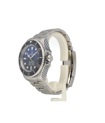 Rolex Sea-Dweller  44 NEW ROLEX SERVICE - 2019 box + papers | deep blue / d-blue / Cameron