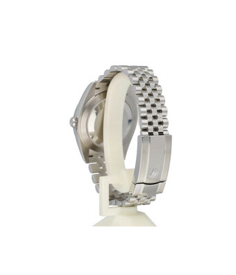 Rolex Datejust 41 - 2024 box + papers | steel black index domed Jubilee