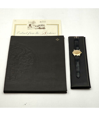 Patek Philippe Calatrava   yellow gold champagne - crab / claw lugs - 1947 + PP extract