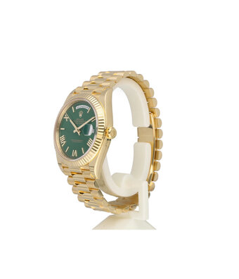 Rolex Day-Date 40 - green 2024 box + papers | yellow gold flat / money President