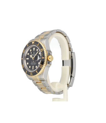 Rolex Sea-Dweller  43 steel - yellow gold black ceramic 2019 B+P | NEW ROLEX SERVICE