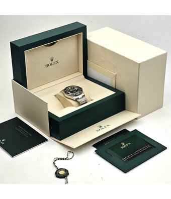 Rolex Submariner Date 41 2024 box + papers | steel ceramic - black Oyster