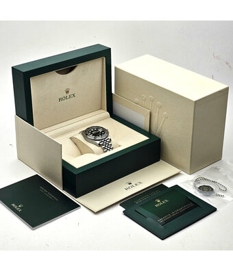 Rolex GMT-Master II 40 2024 box + papers | steel grey Bruce Wayne Jubilee