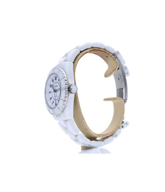 CHANEL J12 White Caliber 12.2 38 2026 box + papers | ceramic white