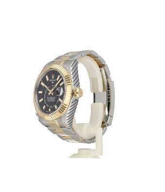 Rolex Sky-Dweller  42 NEW ROLEX SERVICE - 2023 B+P | steel - yellow gold black Oyster