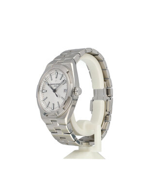 Vacheron Constantin Overseas Chronograph 41 steel silver 2023 B+P | NEW VC SERVICE