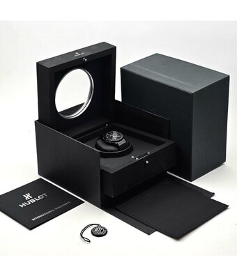 Hublot Classic Fusion Black Magic Ceramic 42 2020 box + papers | ceramic black