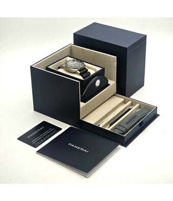 Panerai Submersible QuarantaQuattro Grigio Roccia 44 - 2023 box + papers | steel black