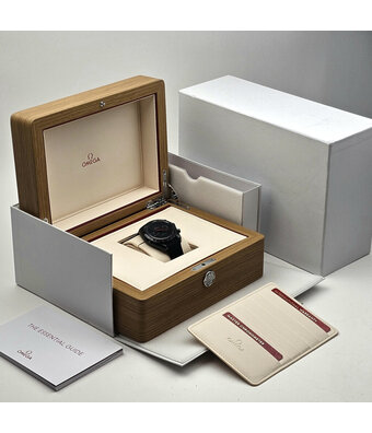 Omega Speedmaster Dark Side Of The Moon Speedmaster 44 2025 B+P | ceramic - black - rubber