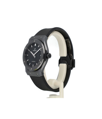 Hublot Classic Fusion Black Magic Ceramic 42 2022 box + papers | ceramic black rubber strap