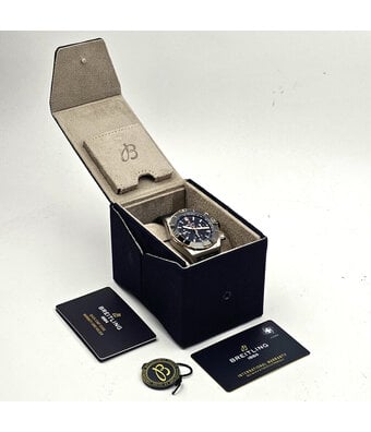 Breitling Super Chronomat B01 44 2023 box + papers | steel rose gold black rubber