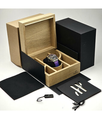 Hublot Big Bang Unico Titanium Chronograph Rainbow 42 skeleton 2025 box + papers