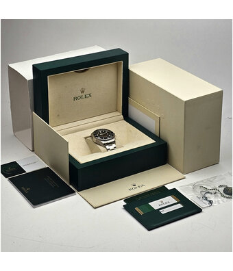 Rolex Sea-Dweller  44 NEW ROLEX SERVICE | 2018 box + papers steel black