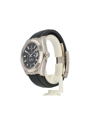 Rolex Sky-Dweller  42 white gold black 2023 box + papers