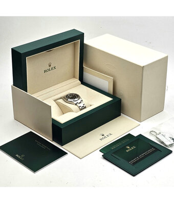 Rolex Explorer  36 2022 box + papers | steel black Oyster