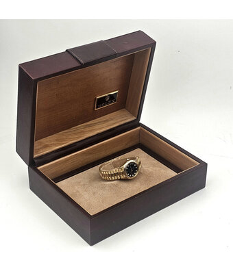 Rolex Lady-Datejust 26 1978 + box | yellow gold blue vignette diamond tight President