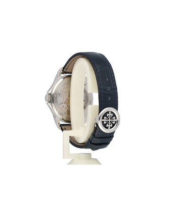 Patek Philippe Complications World Time 40 - 2010 box + papers | platinum silver - blue alligator leather