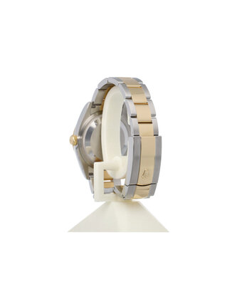 Rolex Datejust 36 Oyster 2021 box + papers | steel - yellow gold diamond MOP - pearl