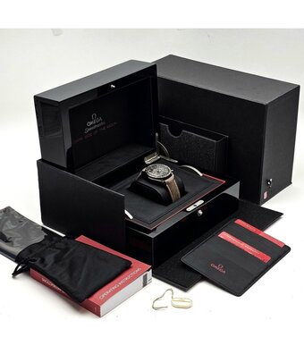 Omega Speedmaster Dark Side of the Moon Chronograph Vintage Black 44 - 2018 box + papers | black