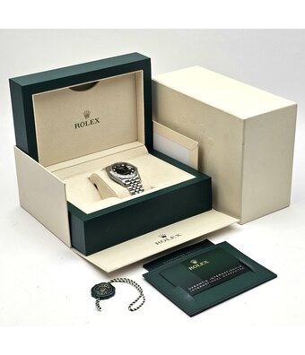 Rolex Datejust 36 - 2024 box + papers | steel black diamond Jubilee