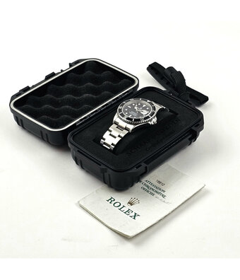 Rolex Submariner Date 40 2001 + papers | K-serial steel black Oyster