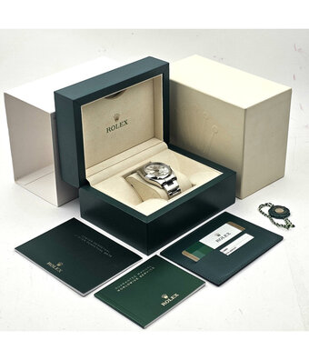 Rolex Oyster Perpetual  2015 box + papers | steel domed silver Oyster