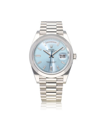 Rolex Day-Date 40 - 2022 box + papers | platina ice blue diamond / baguette