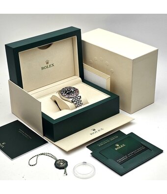 Rolex GMT-Master II 40 - 2023 box + papers | steel blue / red - Pepsi Jubilee ceramic