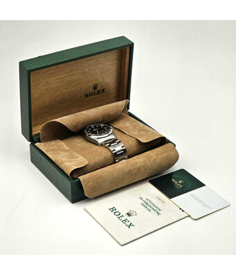 Rolex Explorer  36 NEW ROLEX SERVICE - 1996 B+P | steel black