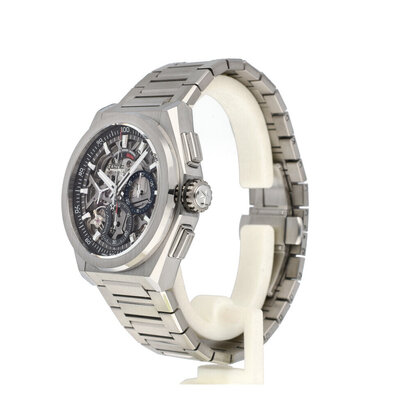 Defy  44 2022 box + papers | titanium skeleton