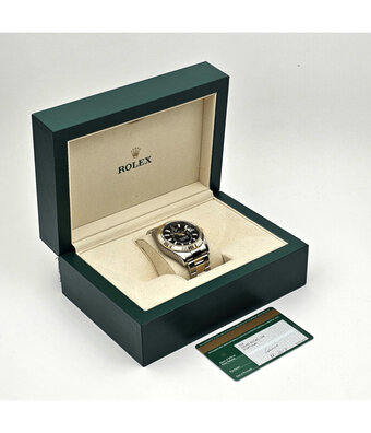 Rolex Sky-Dweller  42 2017 box + papers | steel - gold Oyster black