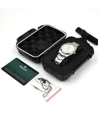 Rolex Oyster Perpetual 41 steel silver - gold domed 2025 + papers