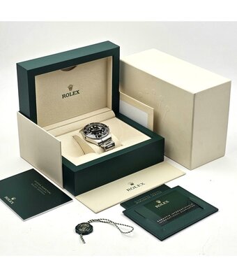 Rolex Sea-Dweller  43 - 2023 box + papers | steel red black ceramic
