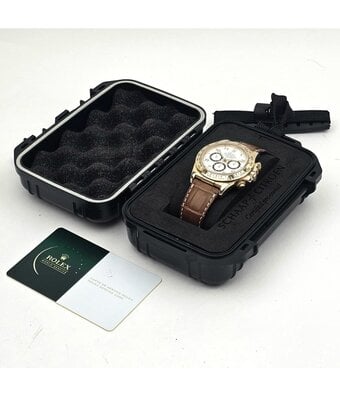 Rolex Daytona  40 NEW ROLEX SERVICE - W-serial 1995 | yellow gold white Zenith