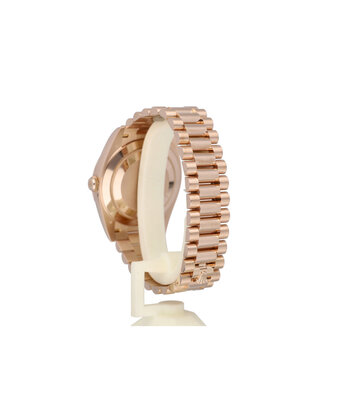 Rolex Day-Date 40 NEW ROLEX SERVICE - 2024 B+P | rose gold choco / brown President