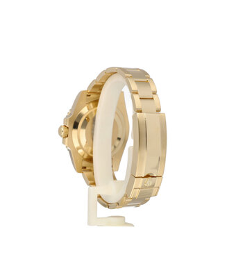 Rolex Submariner Date 40 2012 box + papers | yellow gold black ceramic