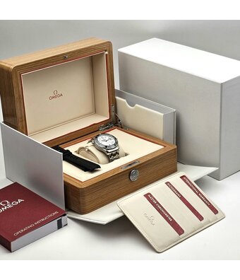 Omega Seamaster Diver 300M Co-Axial Master Chronometer 42 - 2020 box + papers | white steel