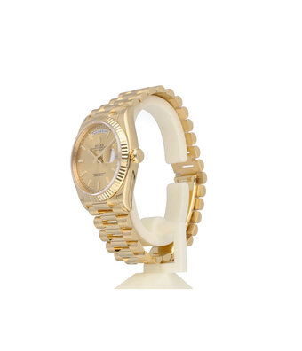 Rolex Day-Date 36 -  2025 box + papers | yellow gold champagne President