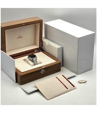Omega Speedmaster 38 38 -  2024 box + papers | steel black
