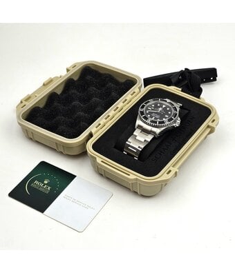 Rolex Sea-Dweller  40 NEW ROLEX SERVICE | triple six | steel black Oyster - 666