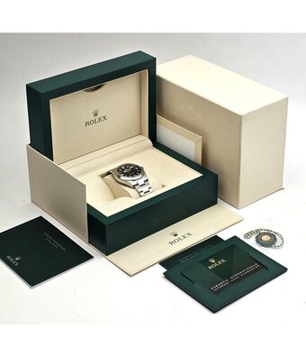 Rolex Explorer  40 - 2023 box + papers | steel black domed Oyster
