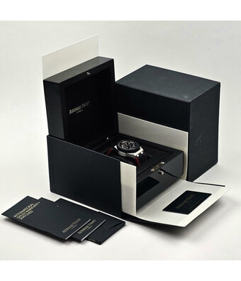 Audemars Piguet Royal Oak Offshore  42 - 2020 box + papers | steel ceramic red - Vampire
