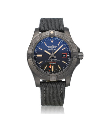 Breitling Avenger Blackbird 44 NEW BREITLING SERVICE - 2017 B+P | titanium black